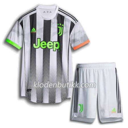 Juventus Monumental Palace Barn draktsett 2019-2020 Kortermet (+ Korte bukser)